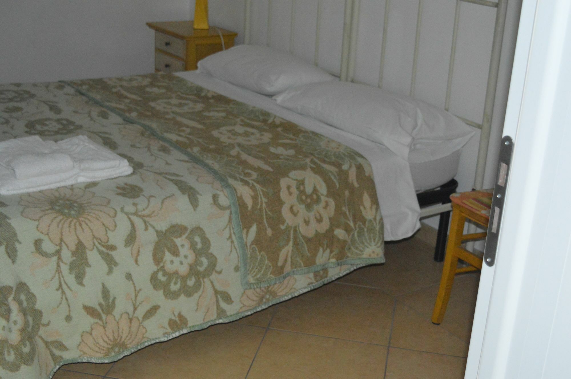 Hotel Ristorante Pizzeria Le Voilier Torre Pali Dış mekan fotoğraf